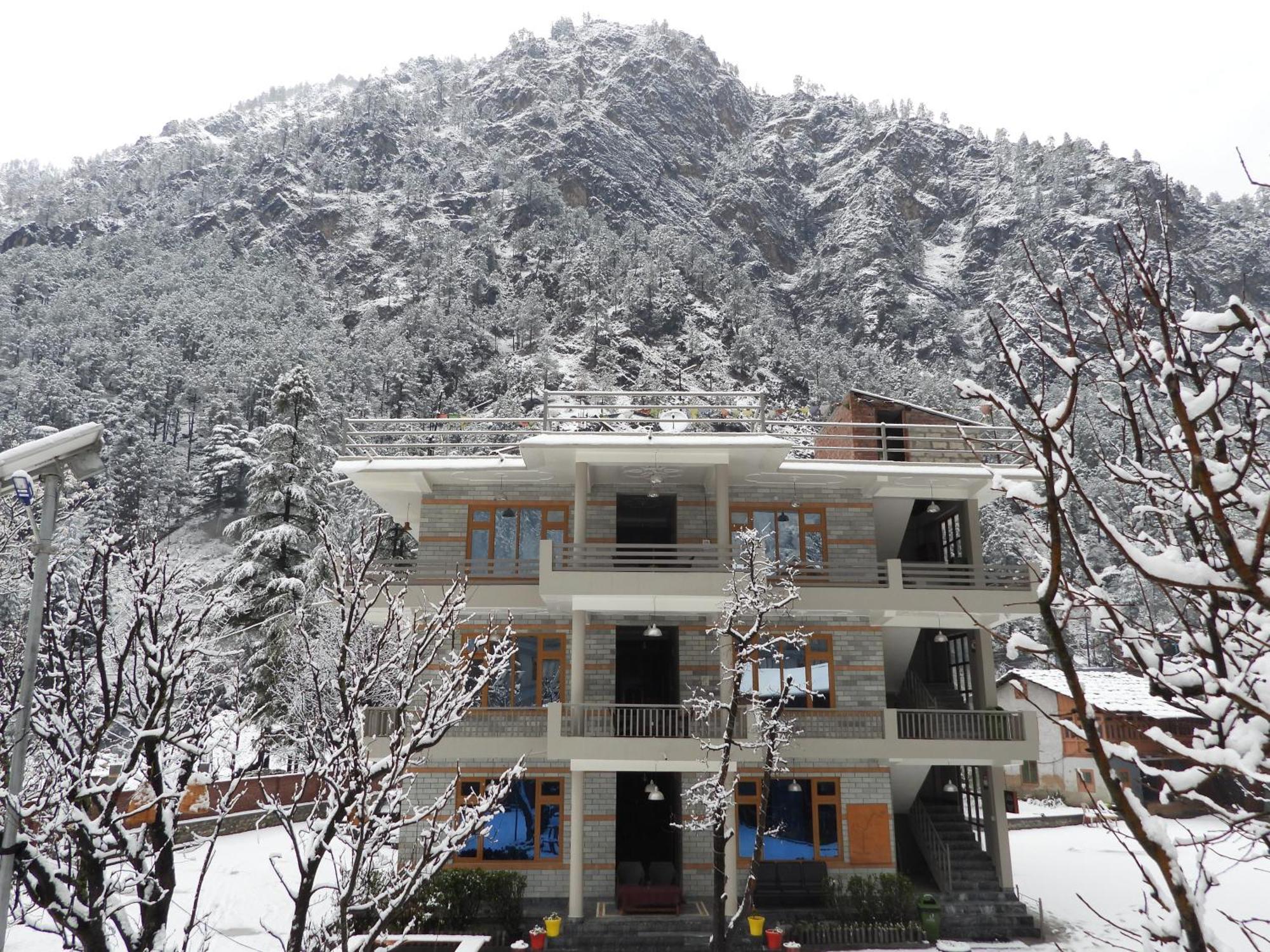 Hotel The Royal Orchard Kasol Exteriér fotografie