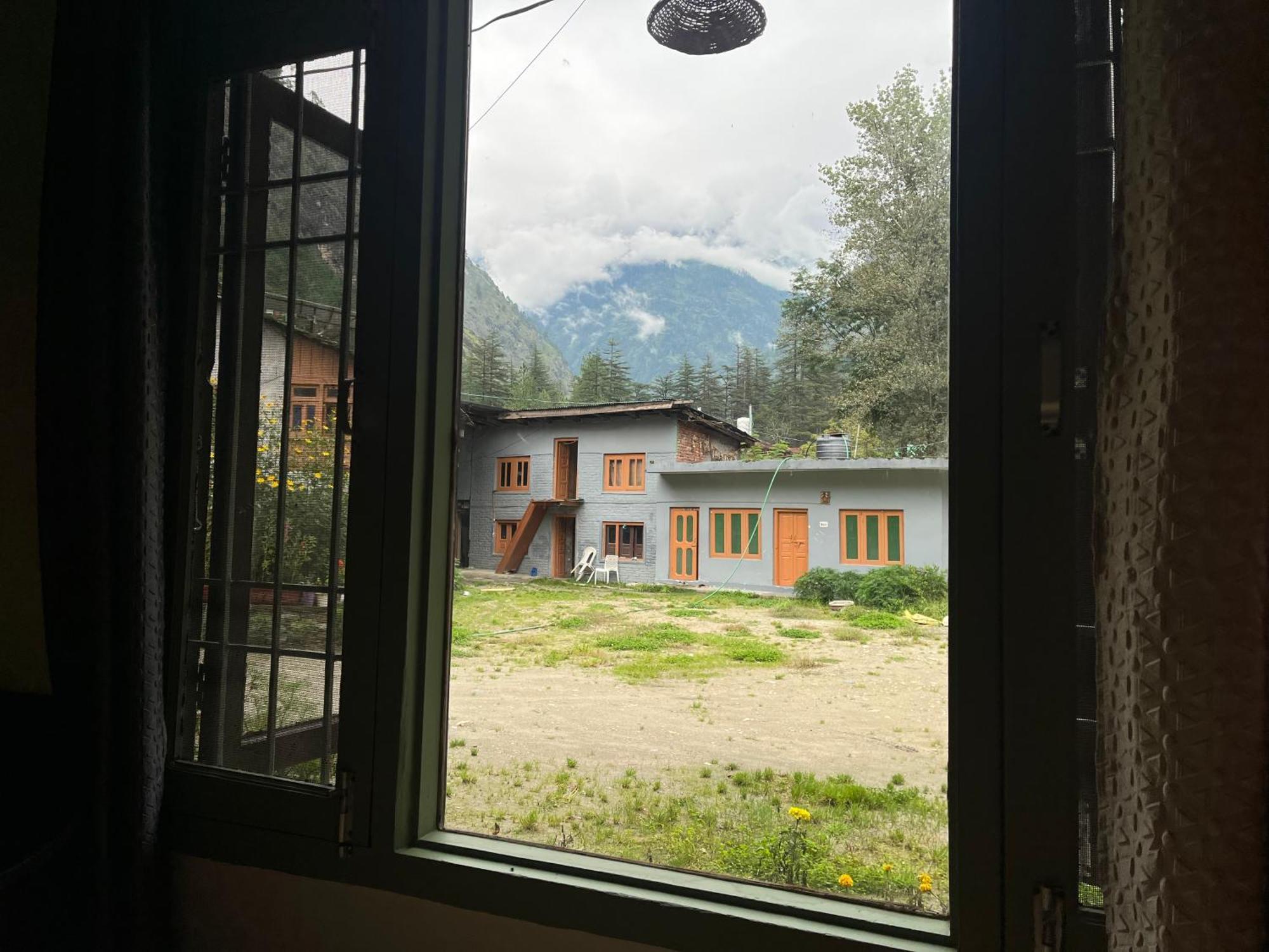 Hotel The Royal Orchard Kasol Exteriér fotografie
